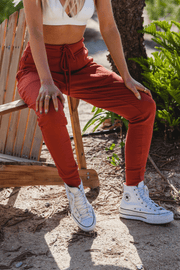 Wild and Free Jogger - Bronze